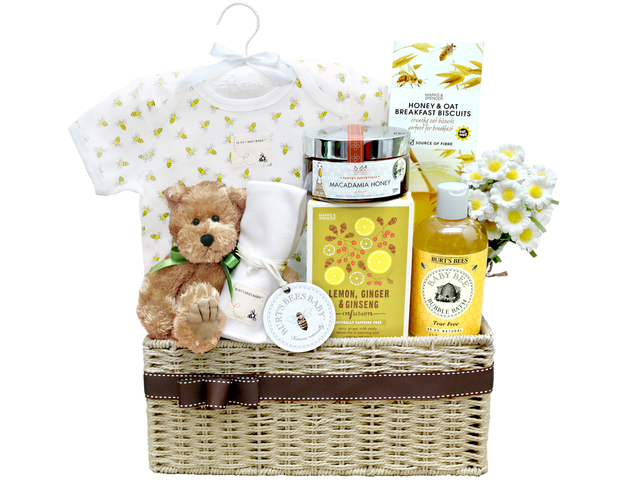 https://andbing.cfd/images/New-Born-Baby-Gift/640x480/Baby-Gift-Basket-z21~PIC36668780_v3.jpg